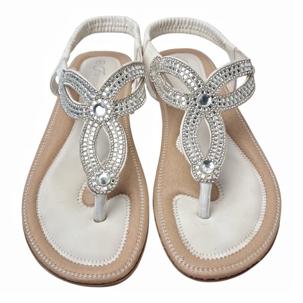 FOREVER White Sandals Size 8 Elasticized Embellished Cushioned Summer Casual